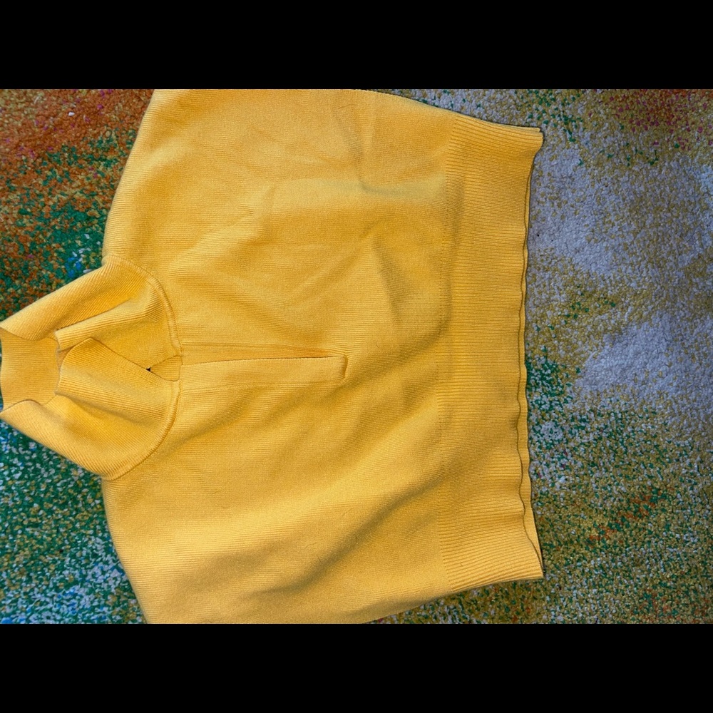 Crop sweater